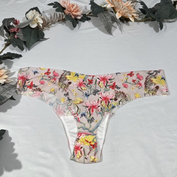 NWT $20 Spanx [ PLUS 2X ] Breathable Under Statements Thong‎ in Floral Zebra - Picture 7 of 11